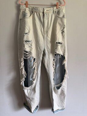 Grey Lab Distressed Jeans